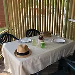 캠프장 La Tamarissiere 아그