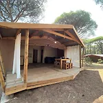La Tamarissière Camping *