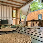 캠프장 La Tamarissiere *