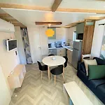 캠프장 La Tamarissiere *