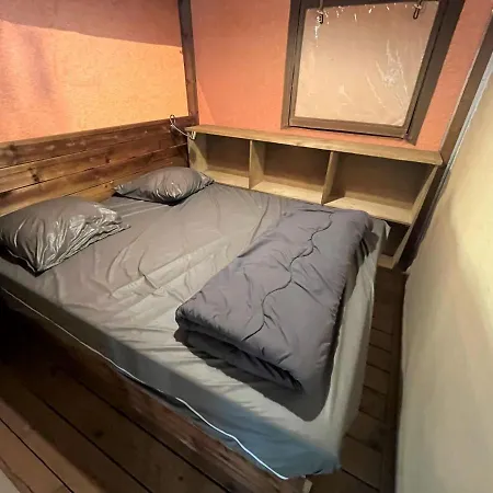Camping La Tamarissière *