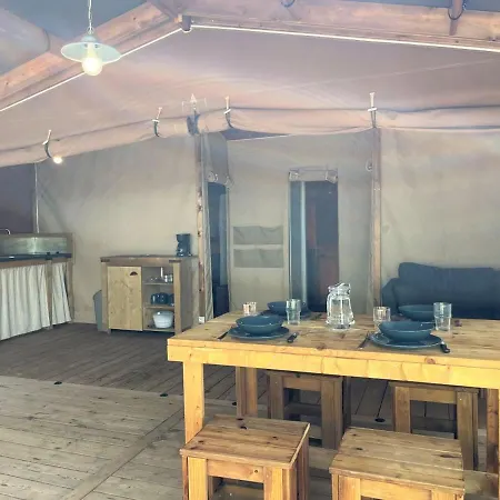 La Tamarissiere *