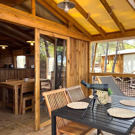 Κάμπινγκ La Tamarissiere *