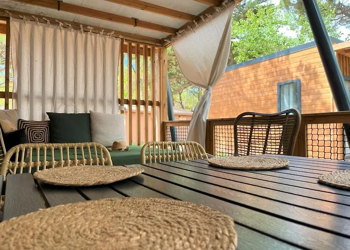 캠프장 La Tamarissiere *