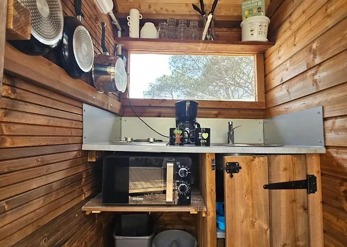 캠프장 La Tamarissiere 아그