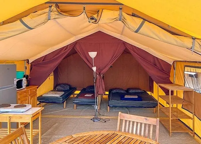 La Tamarissiere Kemping *